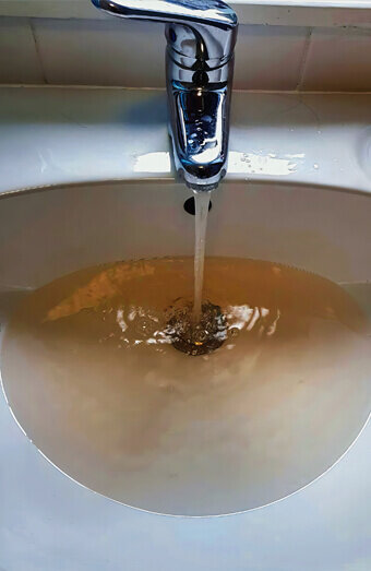 https://plumberhighwycombe.com.au/uploads/2025/06/blocked-drains-905984.jpg