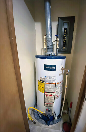 https://plumberhighwycombe.com.au/uploads/2025/06/hot-water-134456.jpg